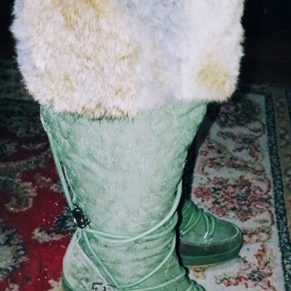 Akdmks Size 7 (US) Green - Picture 2 of 5